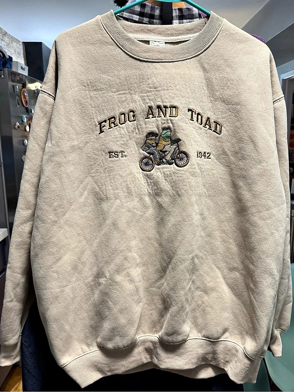 Frog and Toad Bike Embroidered Unisex Sweatshirt Beige & Pink XL
